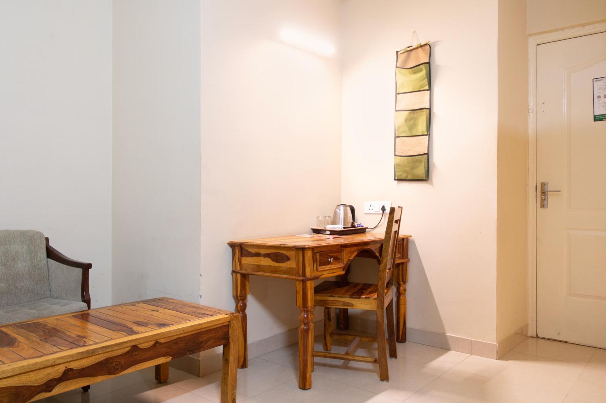 Treebo The Anchorage Malviya Nagar Hotel Jaipur Ngoại thất bức ảnh