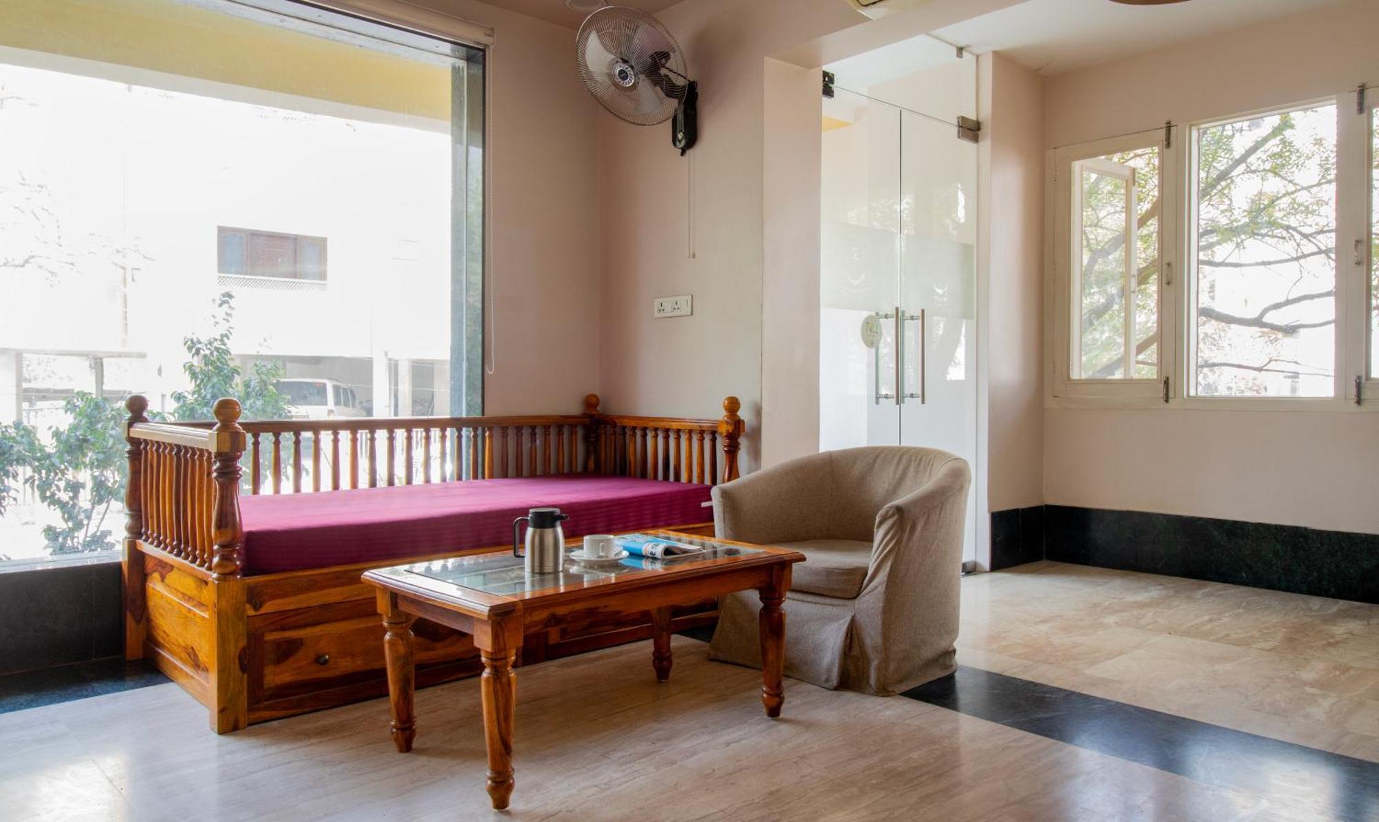 Treebo The Anchorage Malviya Nagar Hotel Jaipur Ngoại thất bức ảnh