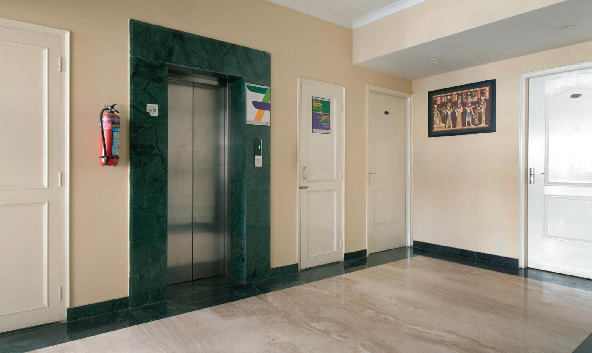 Treebo The Anchorage Malviya Nagar Hotel Jaipur Ngoại thất bức ảnh